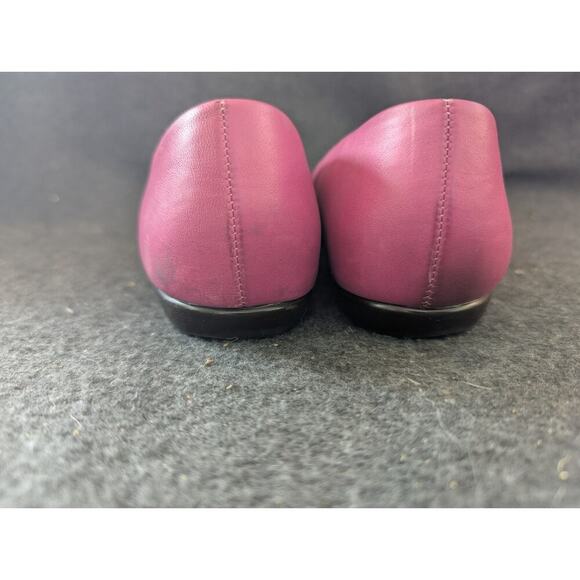 Vintage Selby Brand Ladies Pink Shoes Slip On Flat Lofers Size 8.5 AA 1980 - Picture 6 of 10